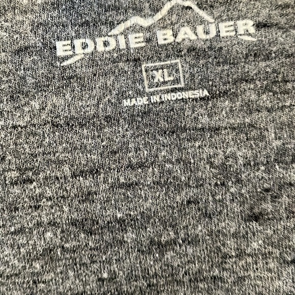 Eddie Bauer size xl long sleeve tee shirt. - Picture 4 of 8